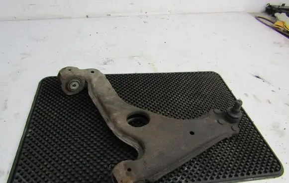 Opel Astra G Front lower control arm/wishbone 