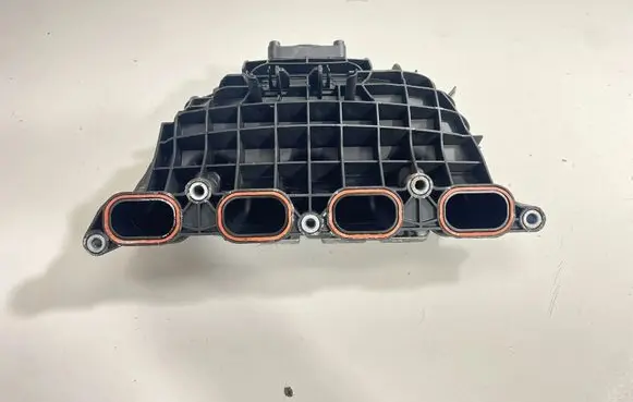 BMW 4 F32 F33 Intake manifold 7588126