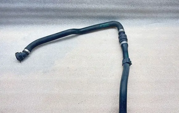 BMW 5 G30 G31 Engine coolant pipe/hose 16269713 30724001