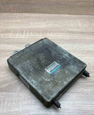 Mitsubishi Carisma Engine control unit/module ECU MD355869 E2T68375