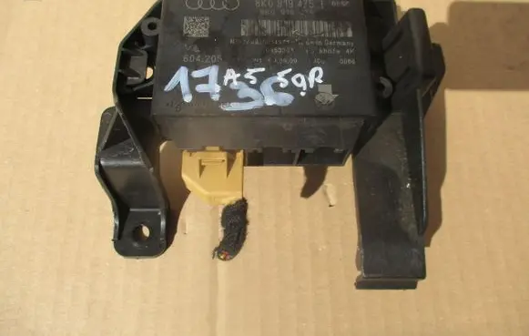 Audi A4 S4 B8 8K Parking PDC control unit/module 8K0919475H