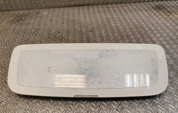 Mercedes-Benz C W204 Front seat light 2048204801