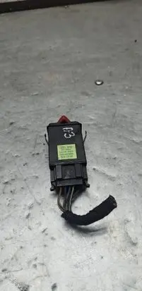 Audi A3 S3 8L Hazard light switch 8L0941509N PA6GF30