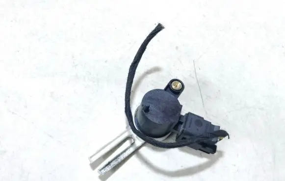 Clutch pedal sensor