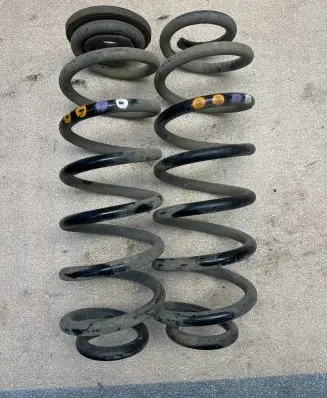 Volkswagen Tiguan Rear coil spring