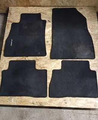 Nissan Juke I F15 Car floor mat set 