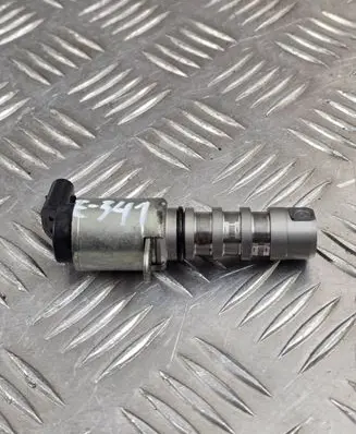 Audi A7 S7 4G Camshaft vanos timing valve 06E257N
