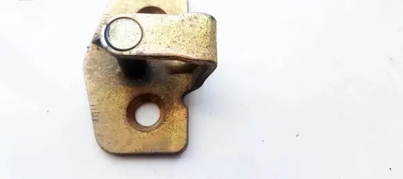 Opel Astra G Front door lock loop/hook striker 