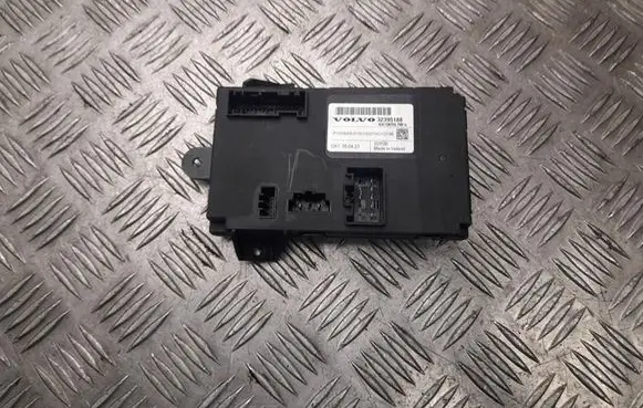 Volvo XC90 Seat control module 32395188