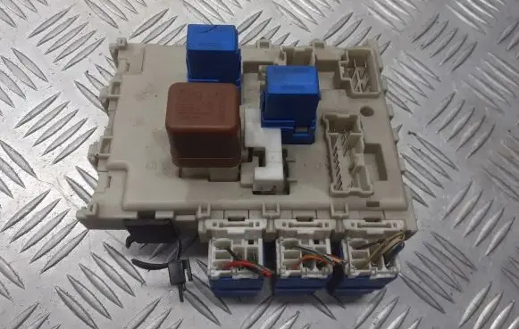 Nissan Almera N16 Fuse box set 243505M310