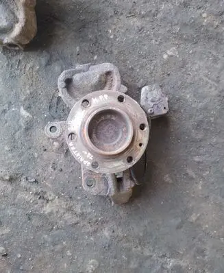 Mercedes-Benz Sprinter W906 Front wheel hub