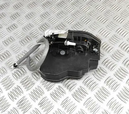 BMW Z4 E89 Front door lock 7202144
