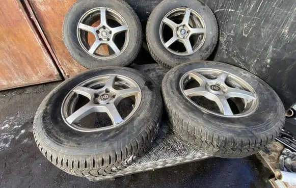 Volkswagen Amarok R17 alloy rim KBA49620