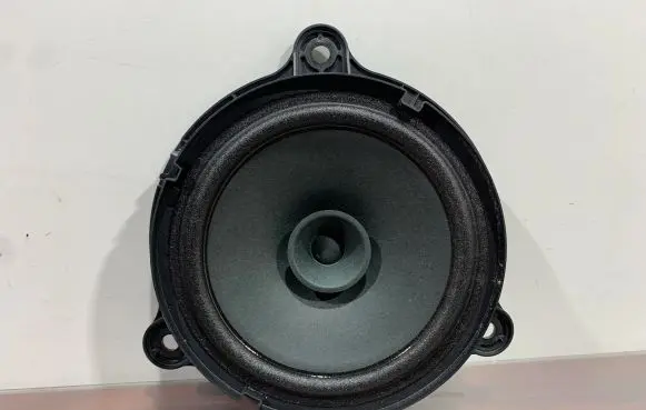 Mitsubishi Outlander IV Rear door speaker 281566RA G21107C1