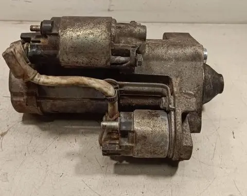 Ford Kuga II Starter motor