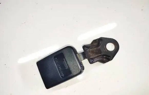 Peugeot 807 Middle seatbelt buckle (rear) 3091060f1902