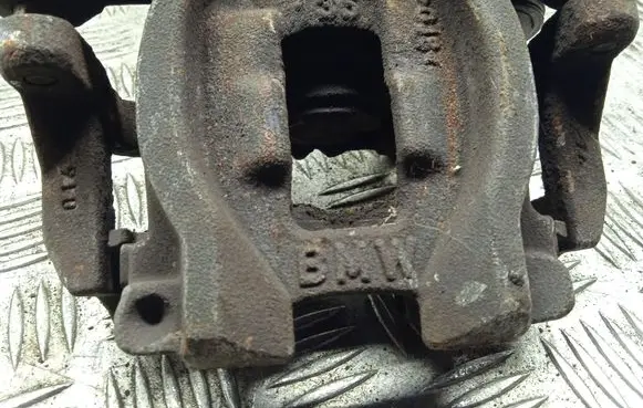 BMW X1 F48 F49 Rear brake caliper