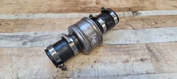 Nissan X-Trail T30 Intake resonator 