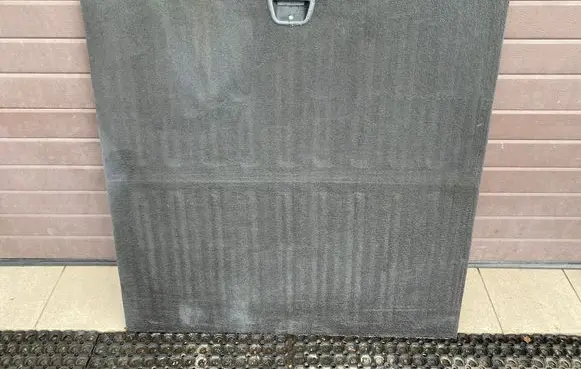 Volvo V70 Trunk/boot floor carpet liner 39879410 30671464