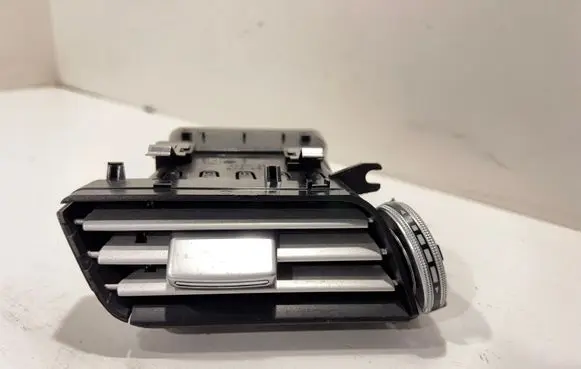 Mercedes-Benz E W212 Dashboard side air vent grill/cover trim A2128303354
