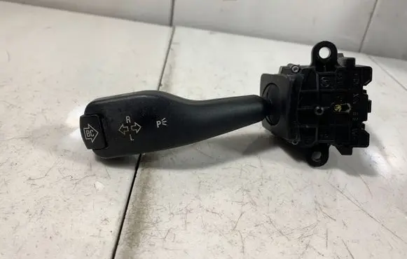 BMW X3 E83 Indicator stalk 8363668M