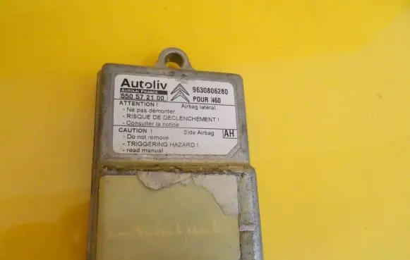 Citroen Xsara Picasso Airbag control unit/module 550572100 9630806280