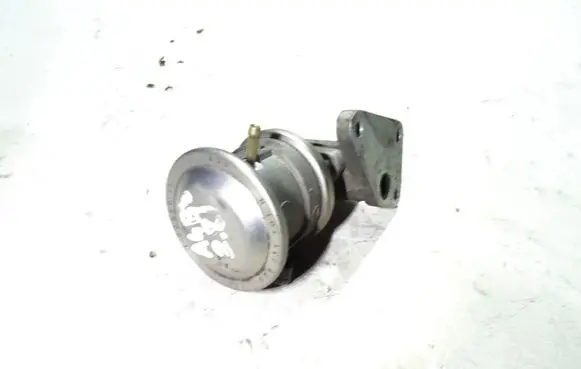 Audi A4 S4 B5 8D EGR valve 078131165