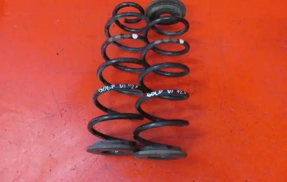 Volkswagen Golf VI Rear coil spring GOLFVISPREZYNYTYL