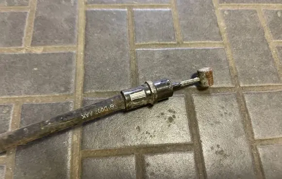 Hyundai Accent Handbrake/parking brake wiring cable 