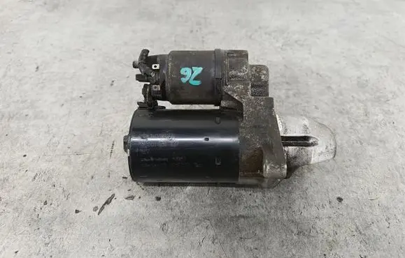 Opel Astra H Starter motor 0001107437