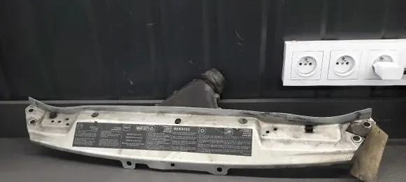 Renault Megane I Radiator support slam panel