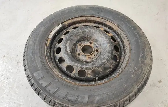 Toyota Proace R16 spare wheel SU001A5885