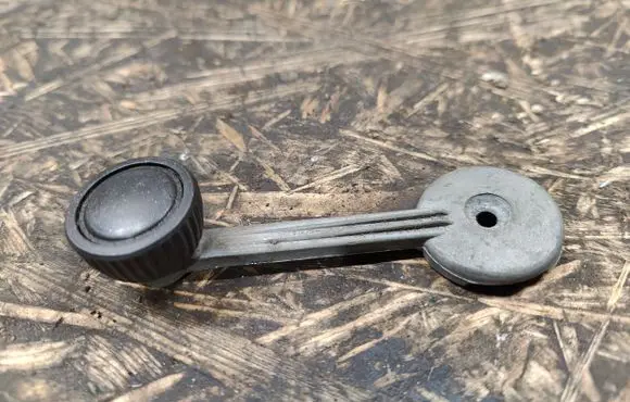 Volkswagen Karmann Ghia Front door window winding handle KR12010