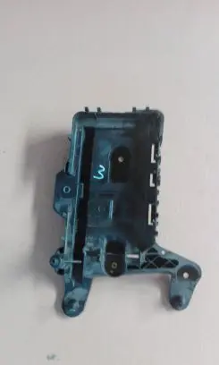 Volkswagen PASSAT B6 Battery bracket 1K0916333C