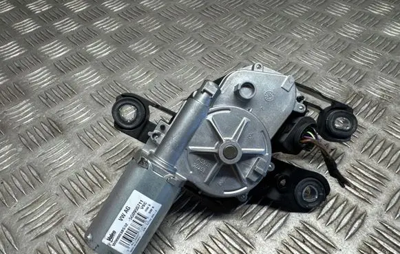 Volkswagen Golf VII Rear window wiper motor 5G0955711 42133269