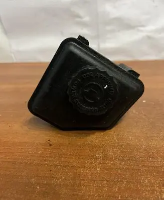 Chrysler 300 - 300C Power steering fluid tank/reservoir 04782345AC D523