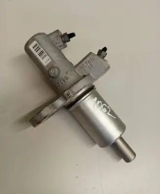 Audi A6 Allroad C6 Master brake cylinder 2499
