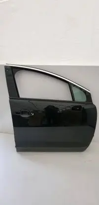 Peugeot 3008 I Front door