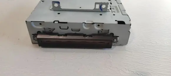 Volvo S40 CD/DVD changer 307326001 VO515049089631