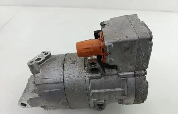 BMW 2 Active Tourer U06 Air conditioning (A/C) compressor (pump)