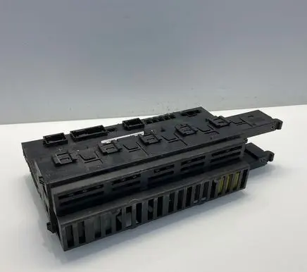 Mercedes-Benz E W211 SAM control unit 2115455101 5DK00804745 A2115455101