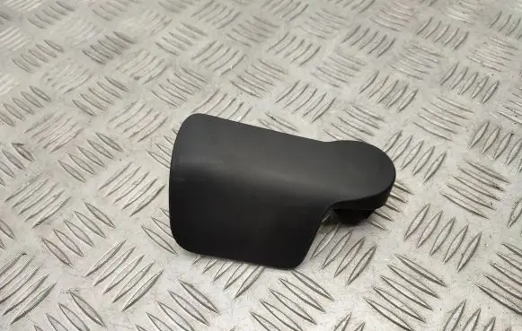 Audi A6 C7 Engine bonnet (hood) release handle 8T2823533