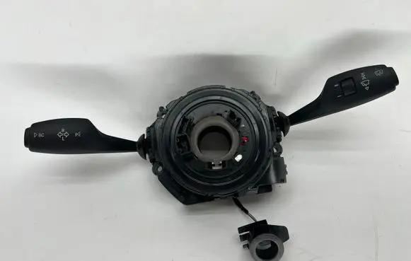 BMW 1 F20 F21 Wiper turn signal indicator stalk/switch 9253754