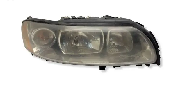 Volvo V70 Headlight/headlamp 30698836