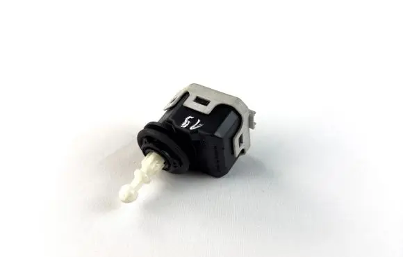 Opel Vectra C Headlight level adjustment motor 00787806