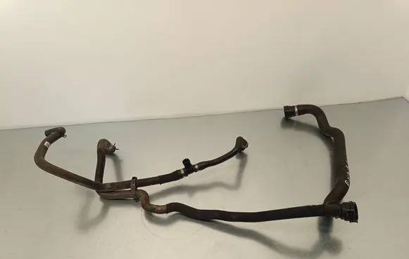 BMW 2 F45 Engine coolant pipe/hose 8609206
