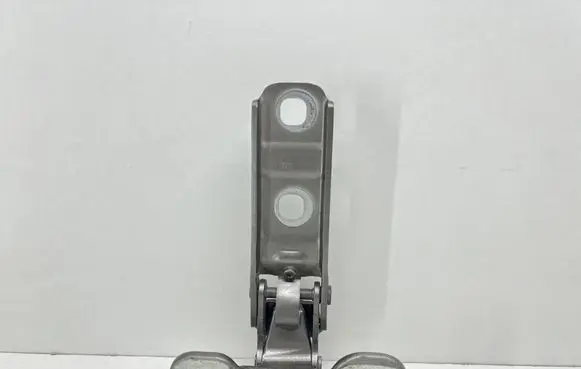 Mini Cooper Countryman F60 Tailgate/trunk/boot hinge 7389429