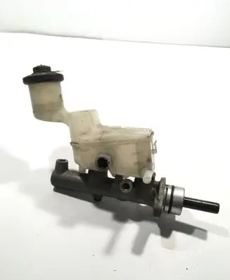 Toyota RAV 4 (XA20) Master brake cylinder 13231110140