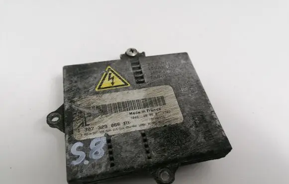 Headlight ballast module Xenon