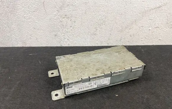BMW X3 E83 Bluetooth control unit module 6945387